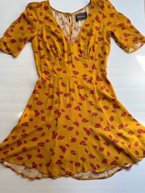 Reformation Yellow Floral Mini Dress Size 6 Rose Print V Neck Puff Sleeve